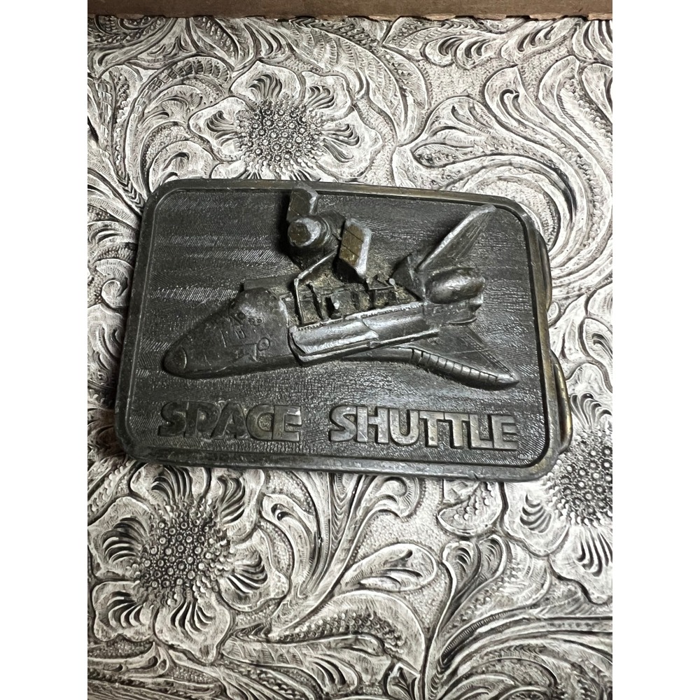 Vintage‎ 1980s Space Shuttle Belt Buckle Bergamot Brass Works MCM LXXX NASA